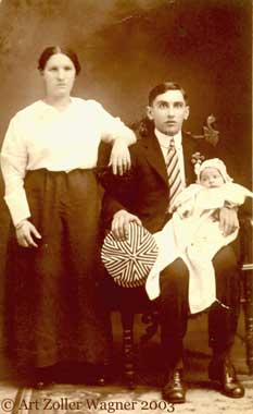 Lola Menndez Conde & Juaco Martinez with son Jos Antonio